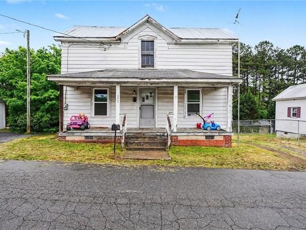 308 Bristol Street , Lexington, NC 27292