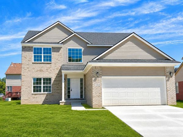 43640 S Timberview Drive, Belleville, MI 48111
