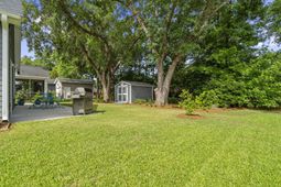 1647 Emmets Road photo 4