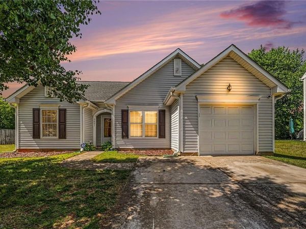 3421 Glen Lyon Drive , Winston-Salem, NC 27103