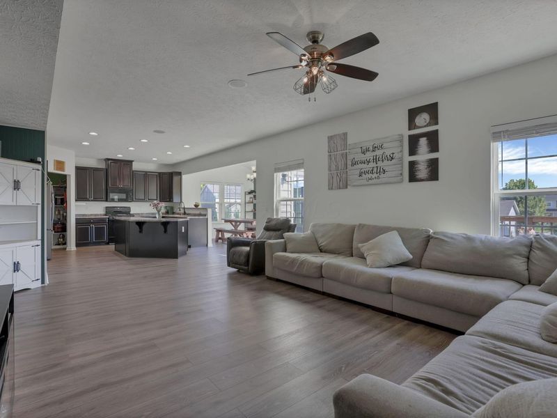 237 Blue Jacket Circle , Pickerington, OH 43147 Photo 10