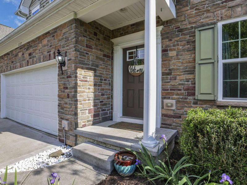 237 Blue Jacket Circle , Pickerington, OH 43147 Photo 4