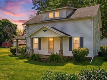 8040 Thayer Road , Mount Vernon, OH 43050