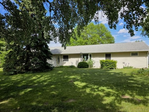 8950 Hoover Road , Rock Falls, IL 61071