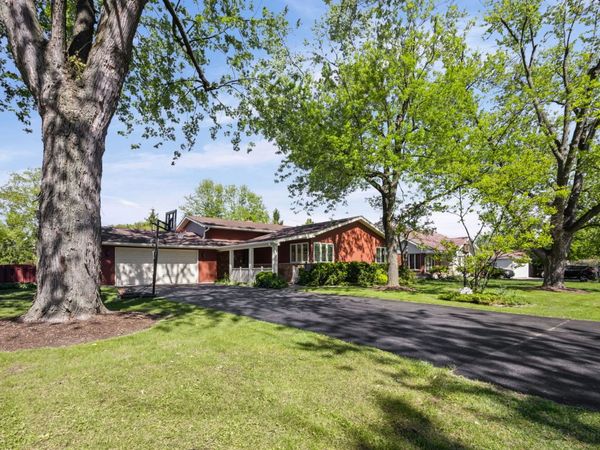 1016 Longmeadow Drive , Glenview, IL 60025