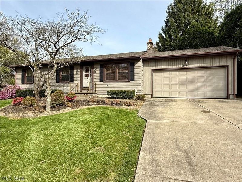 6099 Glenridge Road, Youngstown, OH 44512 Photo 2