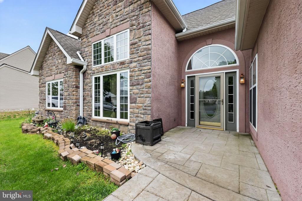 150 Sunset Drive, Mount Royal, NJ 08061 Main Photo