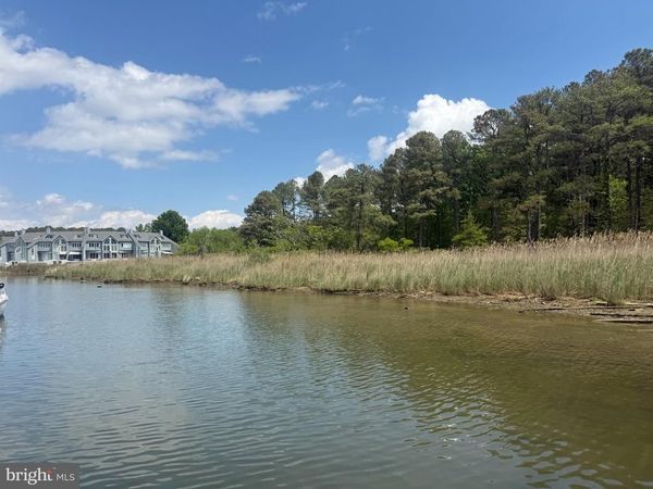21190 GREEN LANE , ROCK HALL, MD 21661