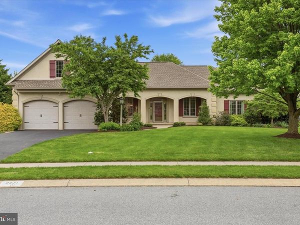 2271 PORTER WAY, LANCASTER, PA 17601