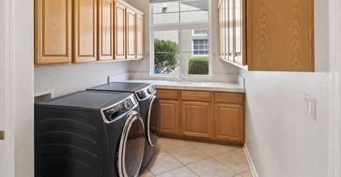 7817 Rosestone Ln, Roseville, CA 95747 Photo