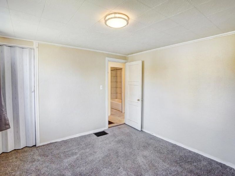 2150 Kensington Drive, Dayton, OH 45406 Photo 11