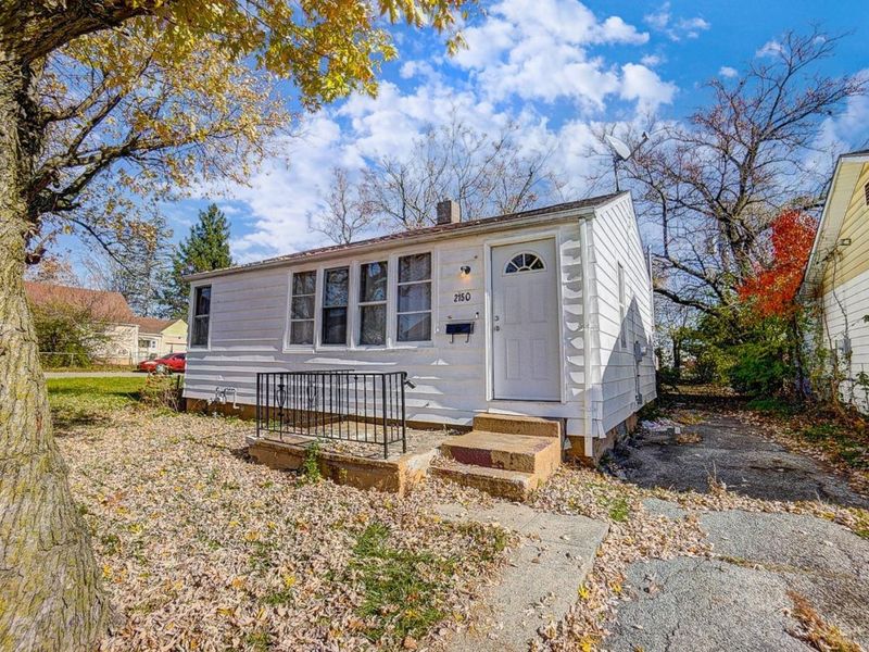2150 Kensington Drive, Dayton, OH 45406 Photo 3