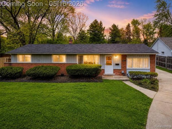 30815 Everett Street, Southfield, MI 48076