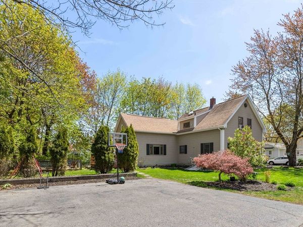 69 Highland Ave, Mansfield, MA 02048