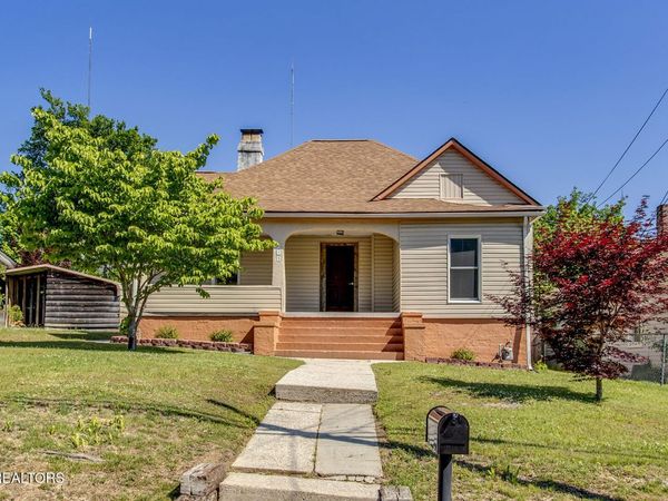 615 Banks Ave, Knoxville, TN 37917