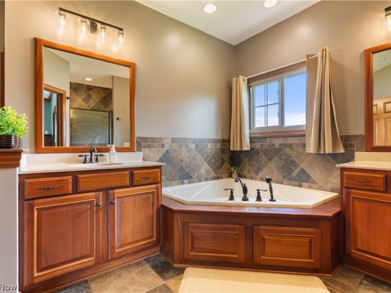 9955 Preston Avenue, Louisville, OH 44641 Photo 28