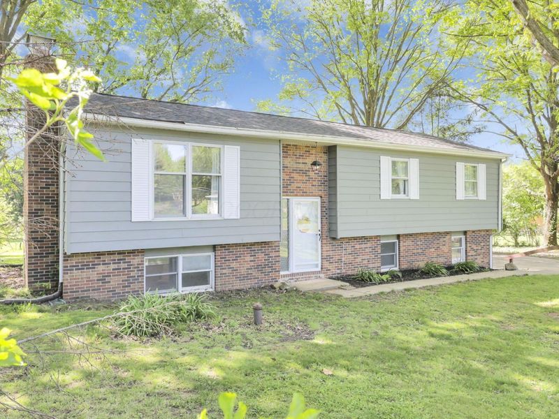 229 Warwood Drive , Granville, OH 43023 Photo 2