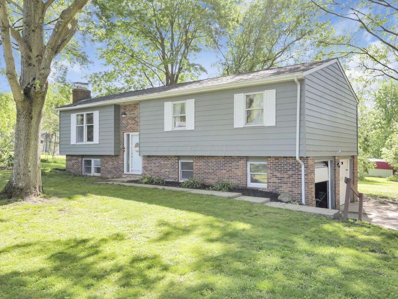 229 Warwood Drive , Granville, OH 43023 Photo 3