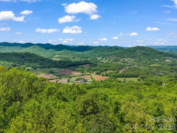 99999 Laurel Drive , Mills River, NC 28759