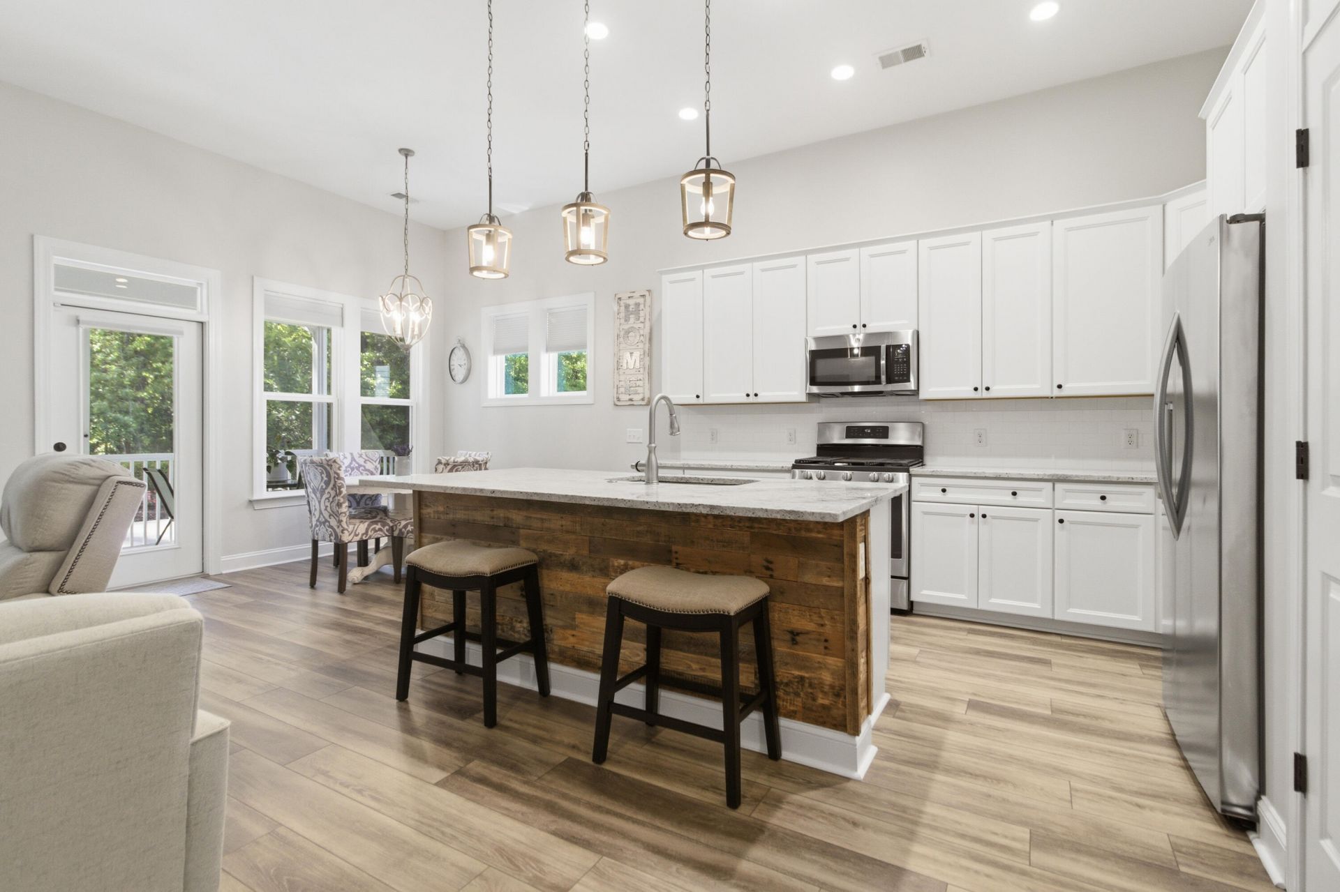 1164 Old Field Drive Photo 4