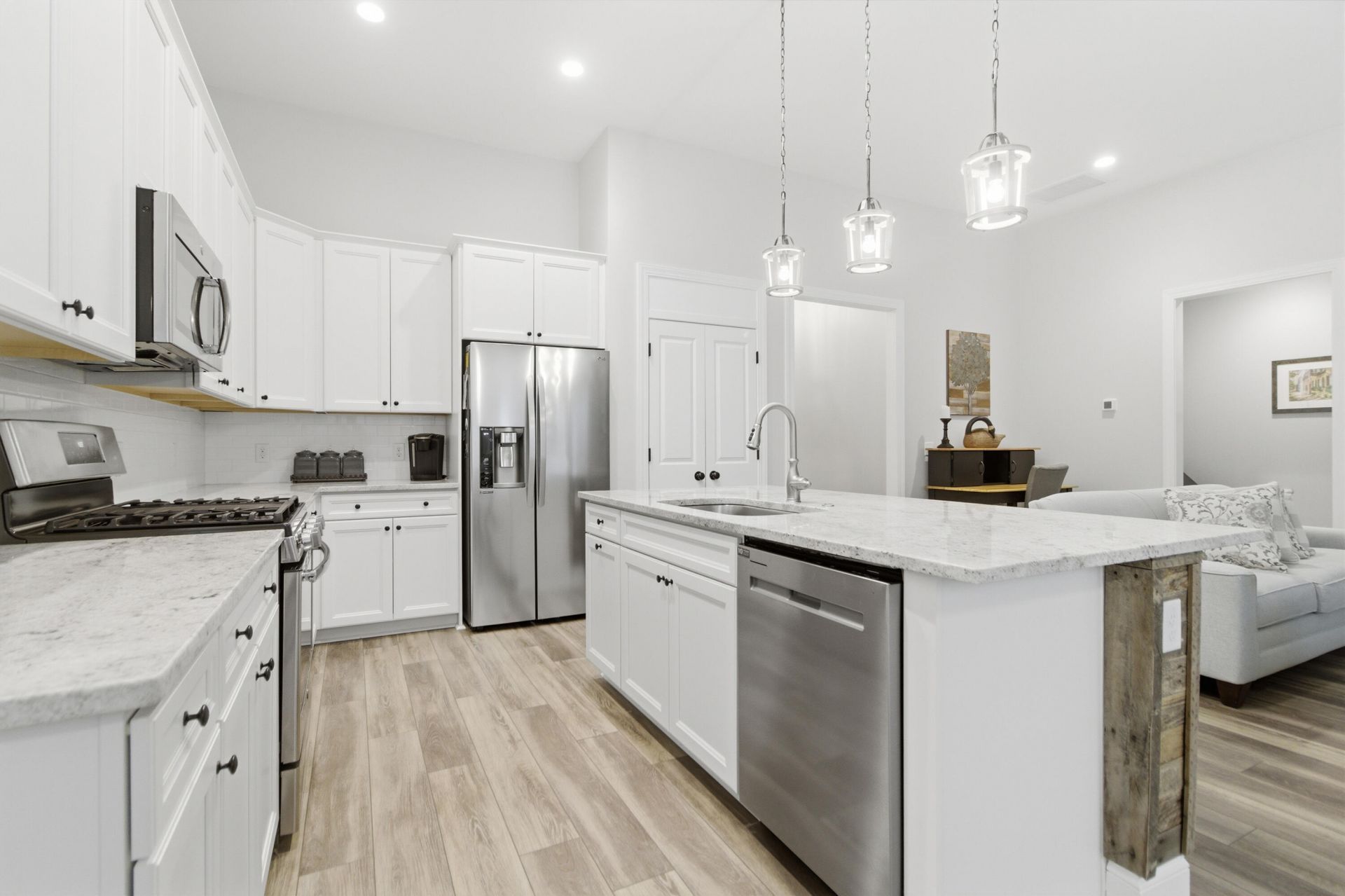 1164 Old Field Drive Photo 6