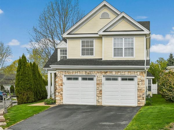 1 Ariel Drive, Middle Island, NY 11953