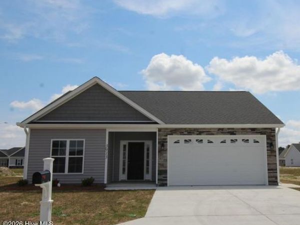 3913 Pensacola Drive , Greenville, NC 27834