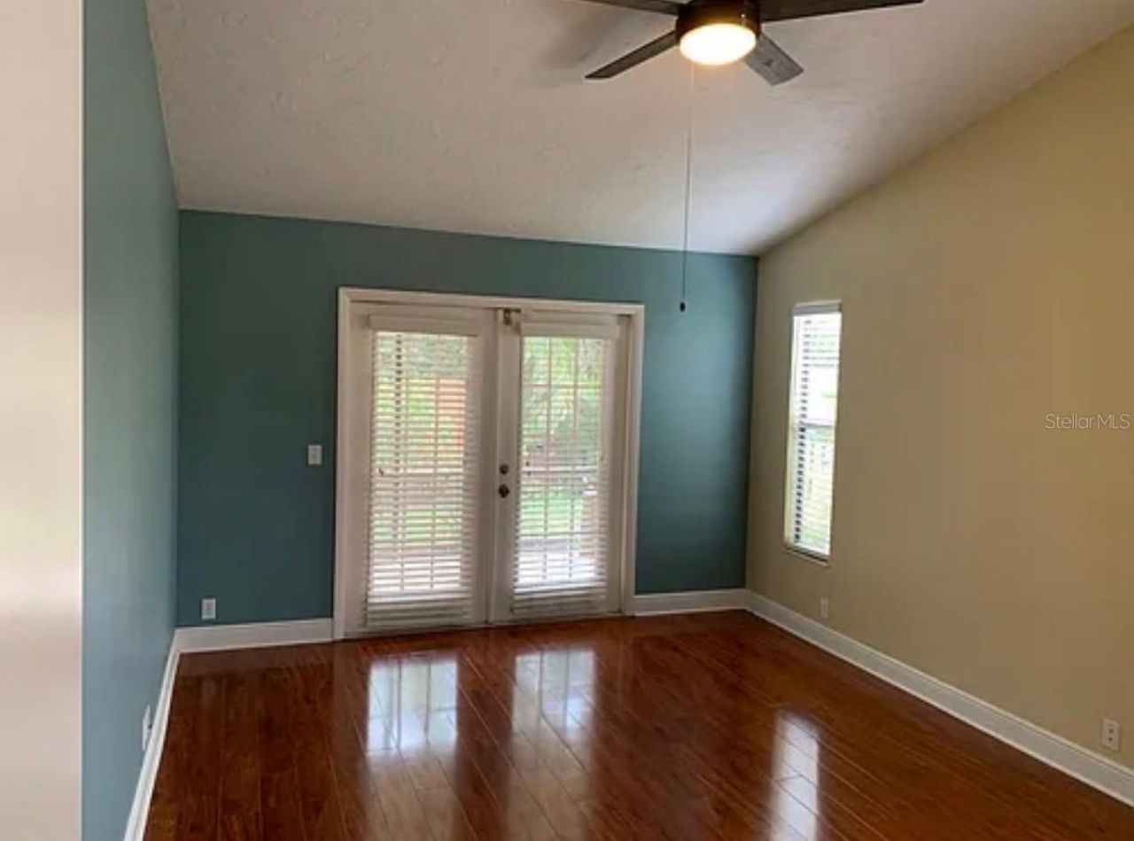 5025 82nd Way E, Sarasota, FL 34243 Photo