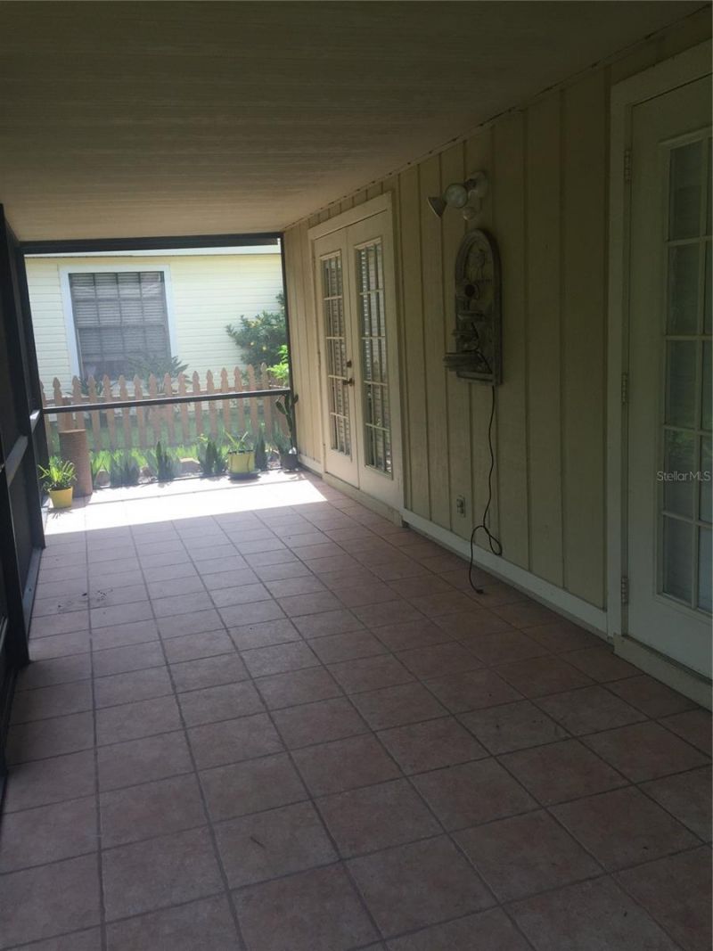 5025 82nd Way E, Sarasota, FL 34243 Photo
