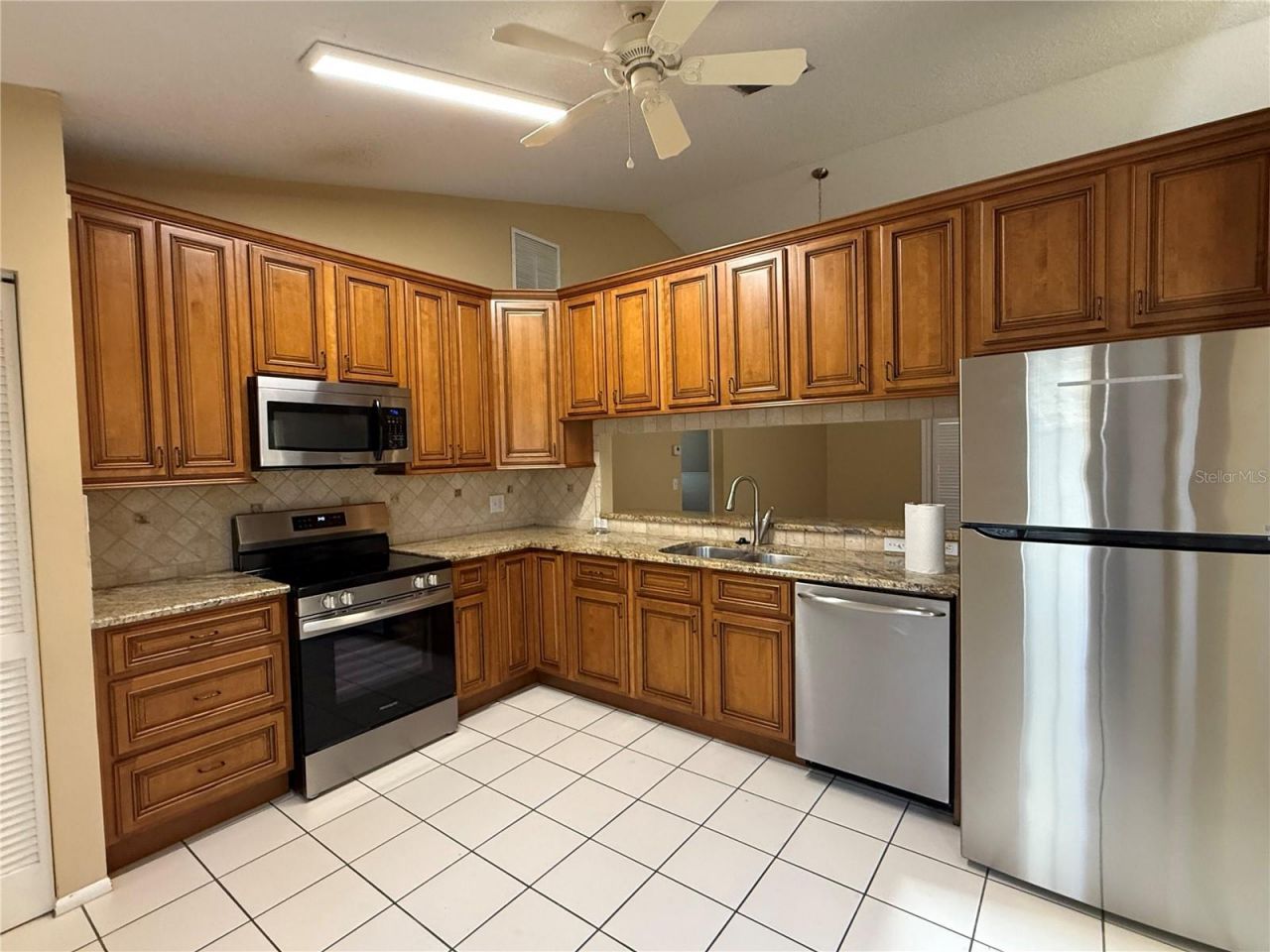 5025 82nd Way E, Sarasota, FL 34243 Photo