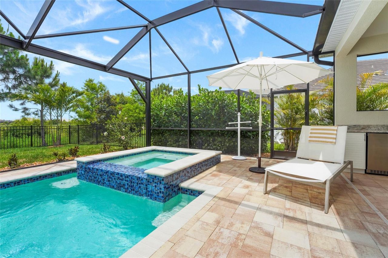 733 Tailwind Place, Sarasota, FL 34240 Photo