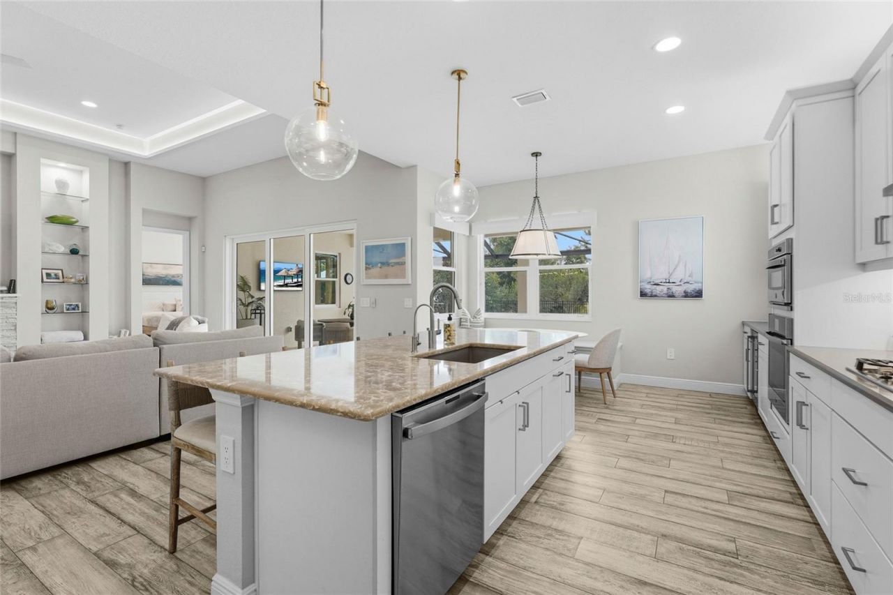 733 Tailwind Place, Sarasota, FL 34240 Photo