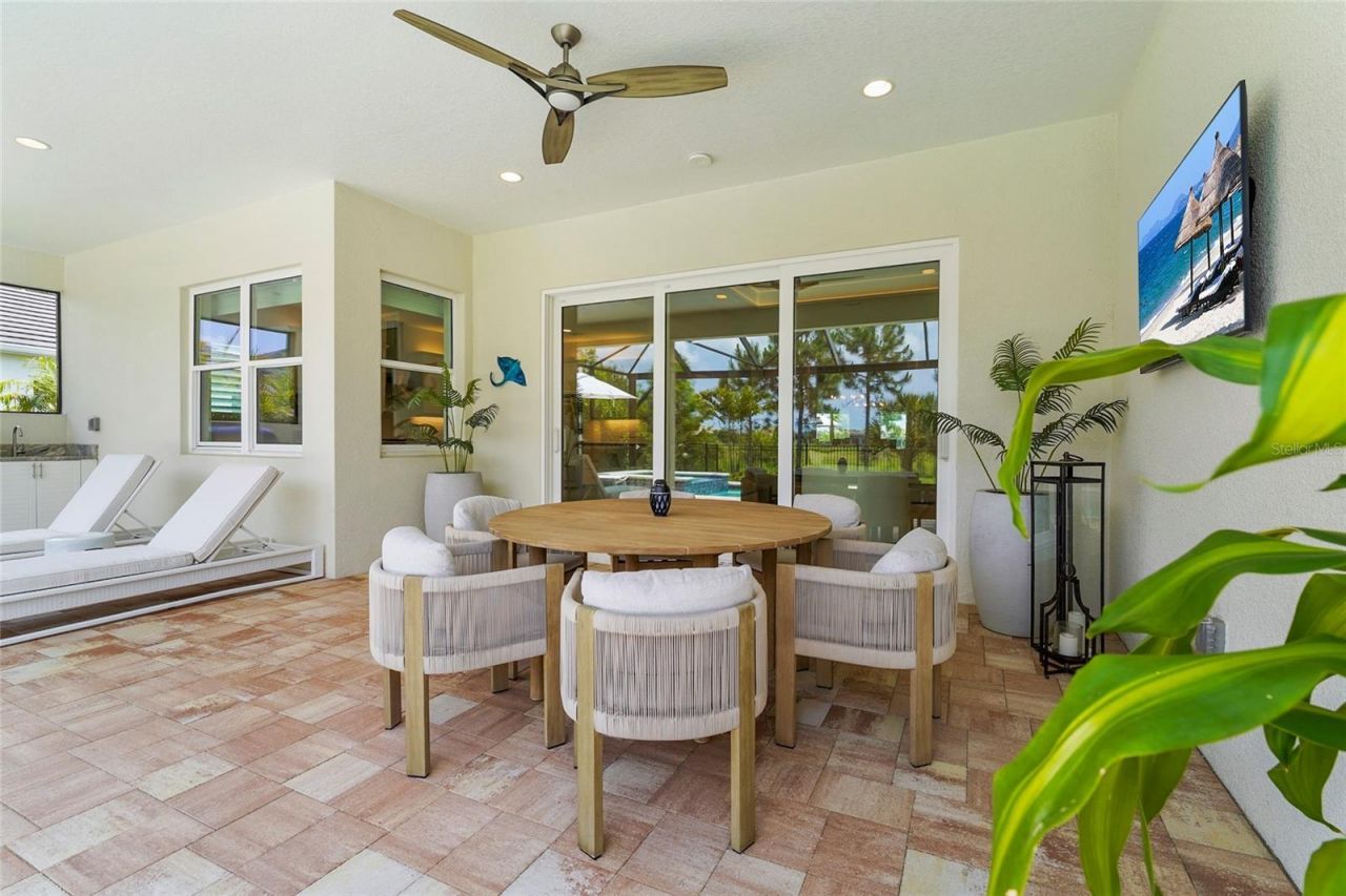 733 Tailwind Place, Sarasota, FL 34240 Photo