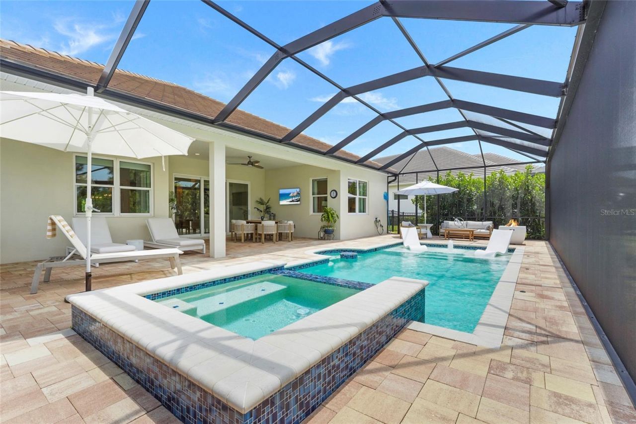733 Tailwind Place, Sarasota, FL 34240 Photo