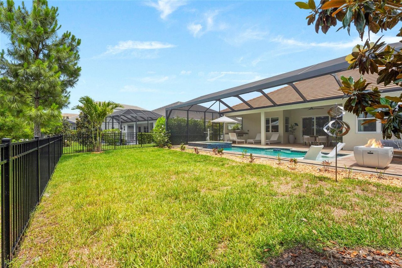733 Tailwind Place, Sarasota, FL 34240 Photo