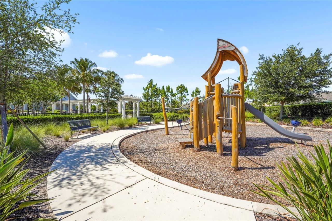 733 Tailwind Place, Sarasota, FL 34240 Photo