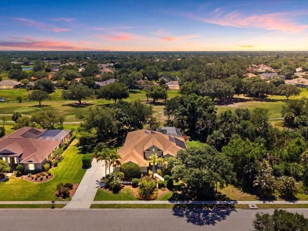 10010 CHERRY HILLS AVENUE CIRCLE , BRADENTON, FL 34202