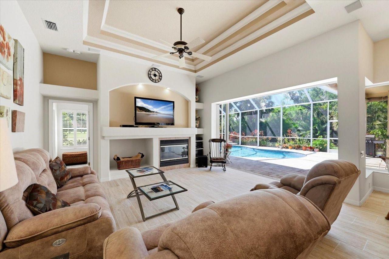 10010 Cherry Hills Avenue Circle, Bradenton, FL 34202 Photo