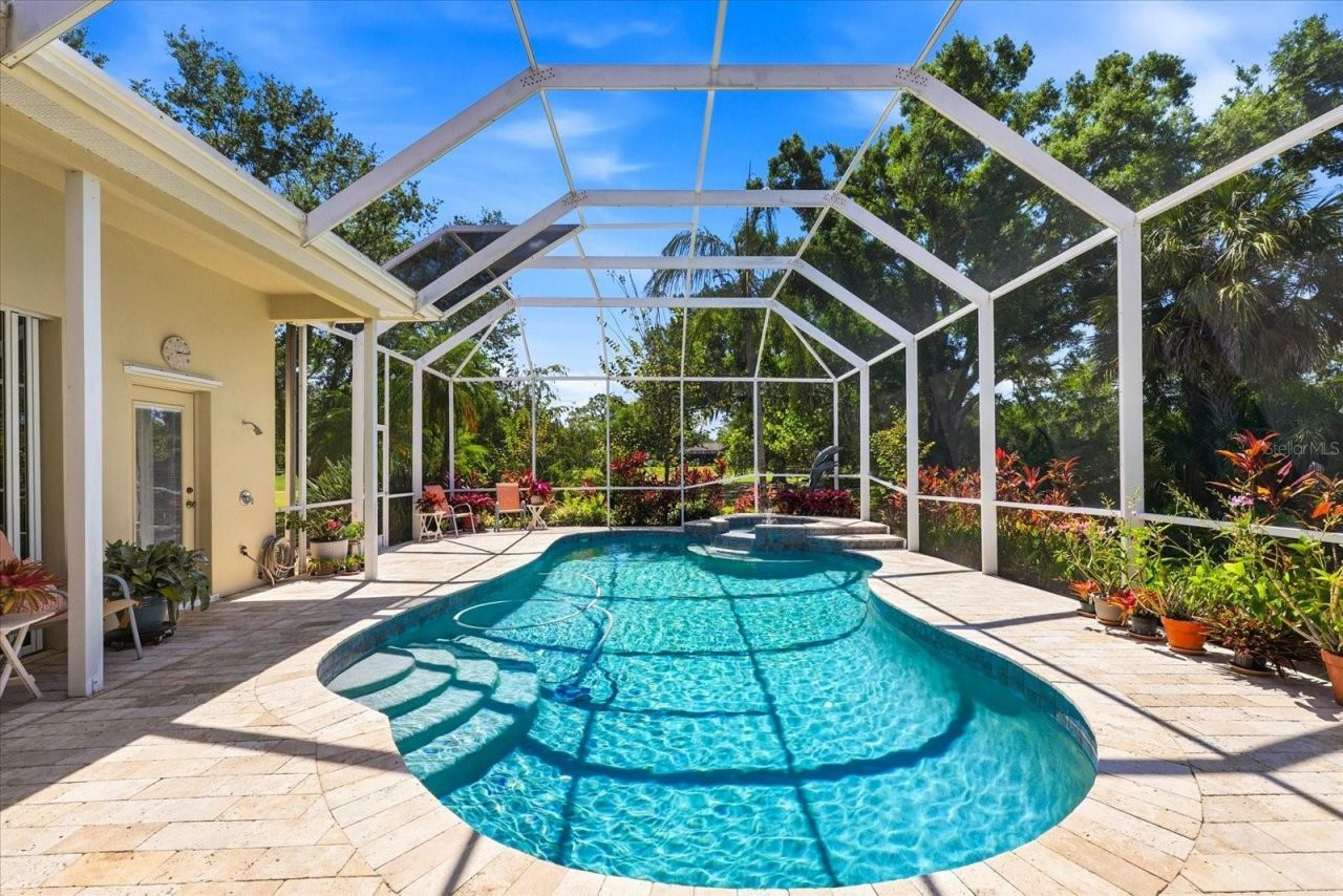 10010 Cherry Hills Avenue Circle, Bradenton, FL 34202 Photo