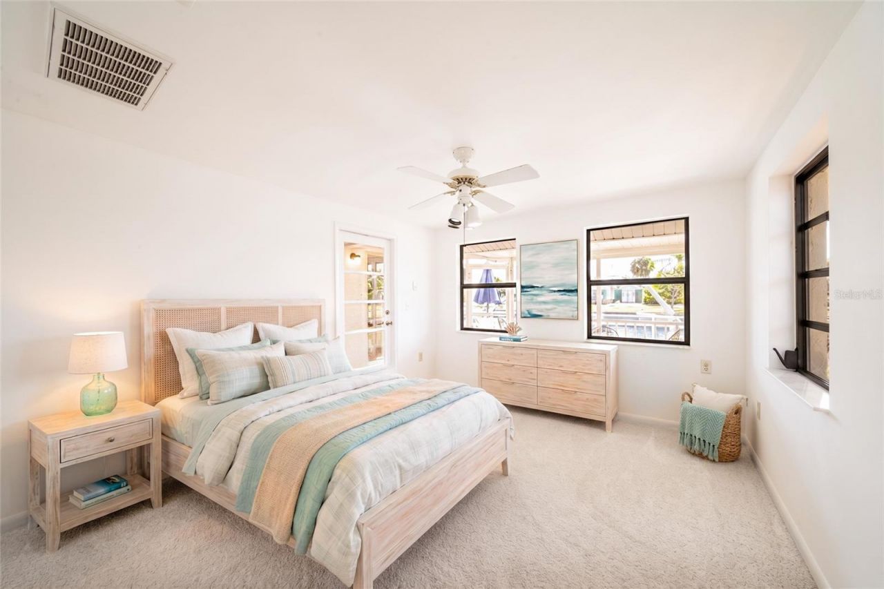 1711 Riverside Drive, Englewood, FL 34223 Photo