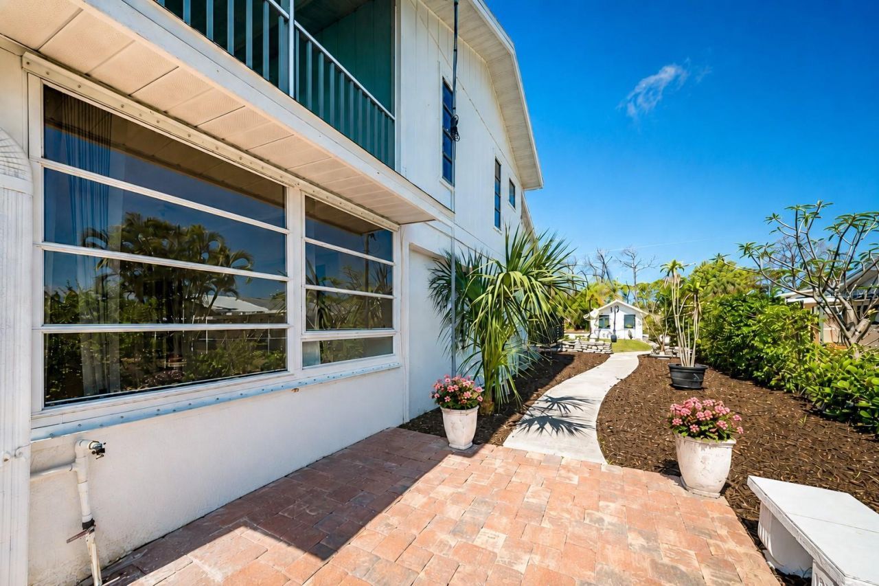 1711 Riverside Drive, Englewood, FL 34223 Photo