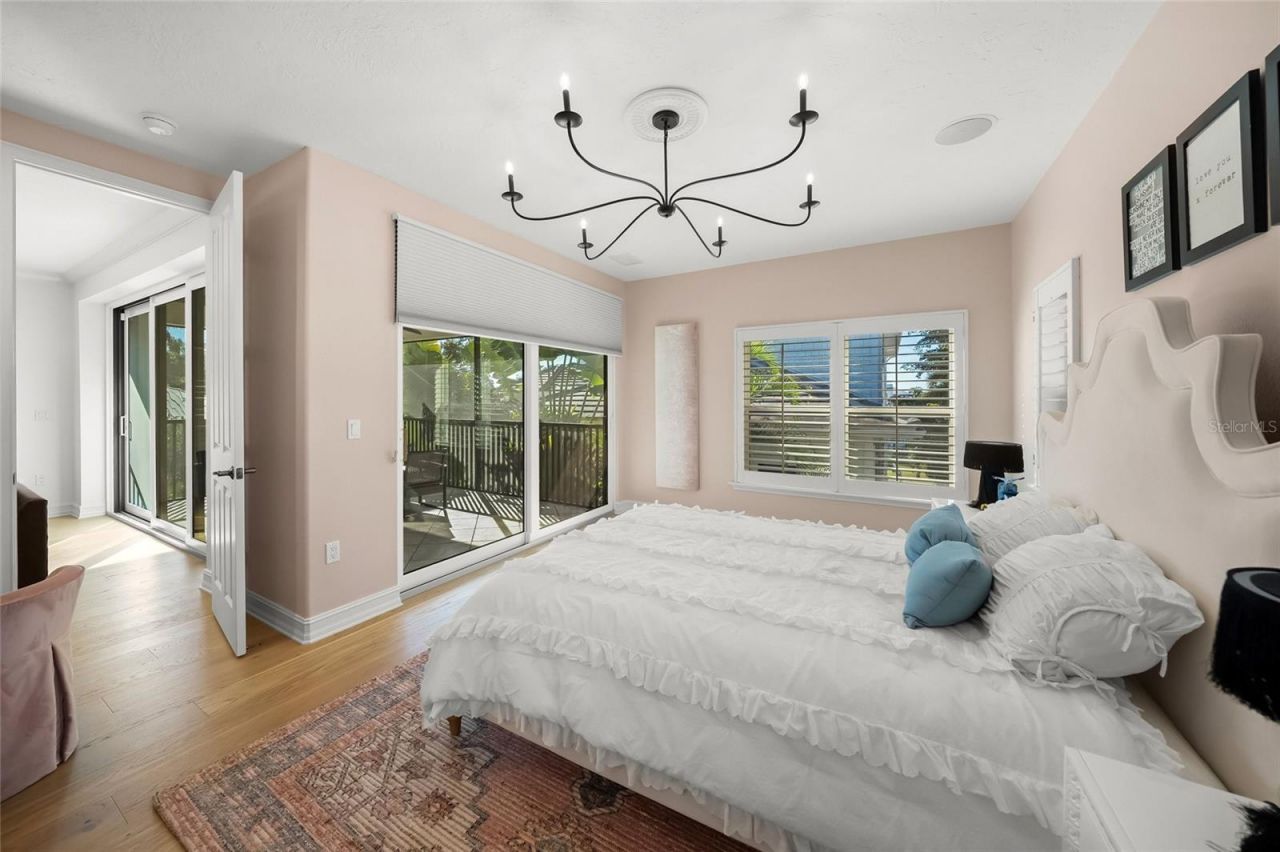1451 Rebecca Lane, Sarasota, FL 34231 Photo