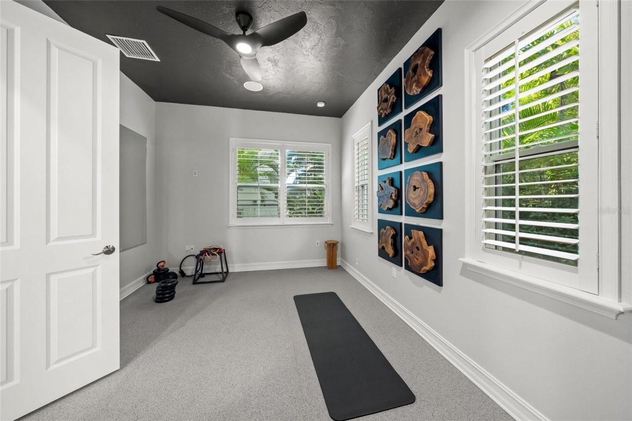 1451 Rebecca Lane, Sarasota, FL 34231 Photo