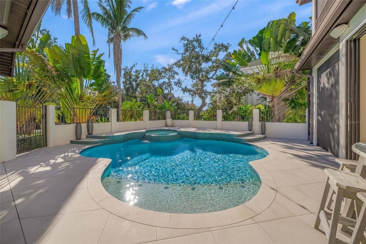 1451 Rebecca Lane, Sarasota, FL 34231 Photo