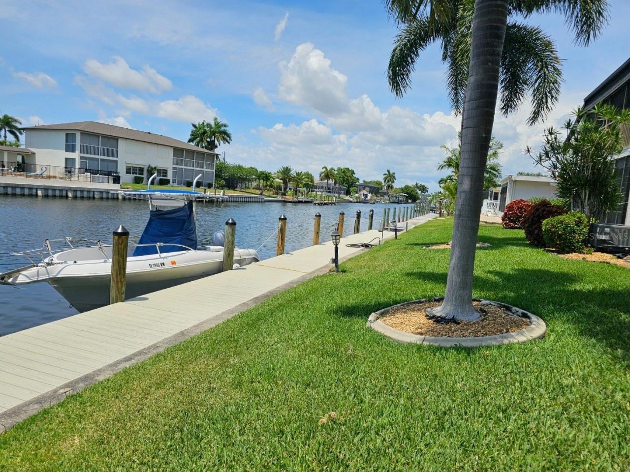 4722 SE 1st Place , Unit 5, Cape Coral, FL 33904 Photo
