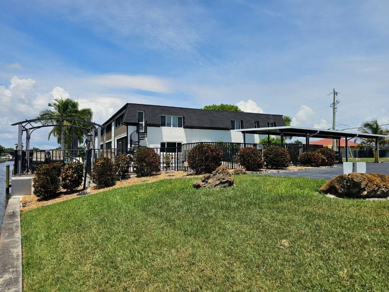 4722 SE 1st Place , Unit 5, Cape Coral, FL 33904 Photo