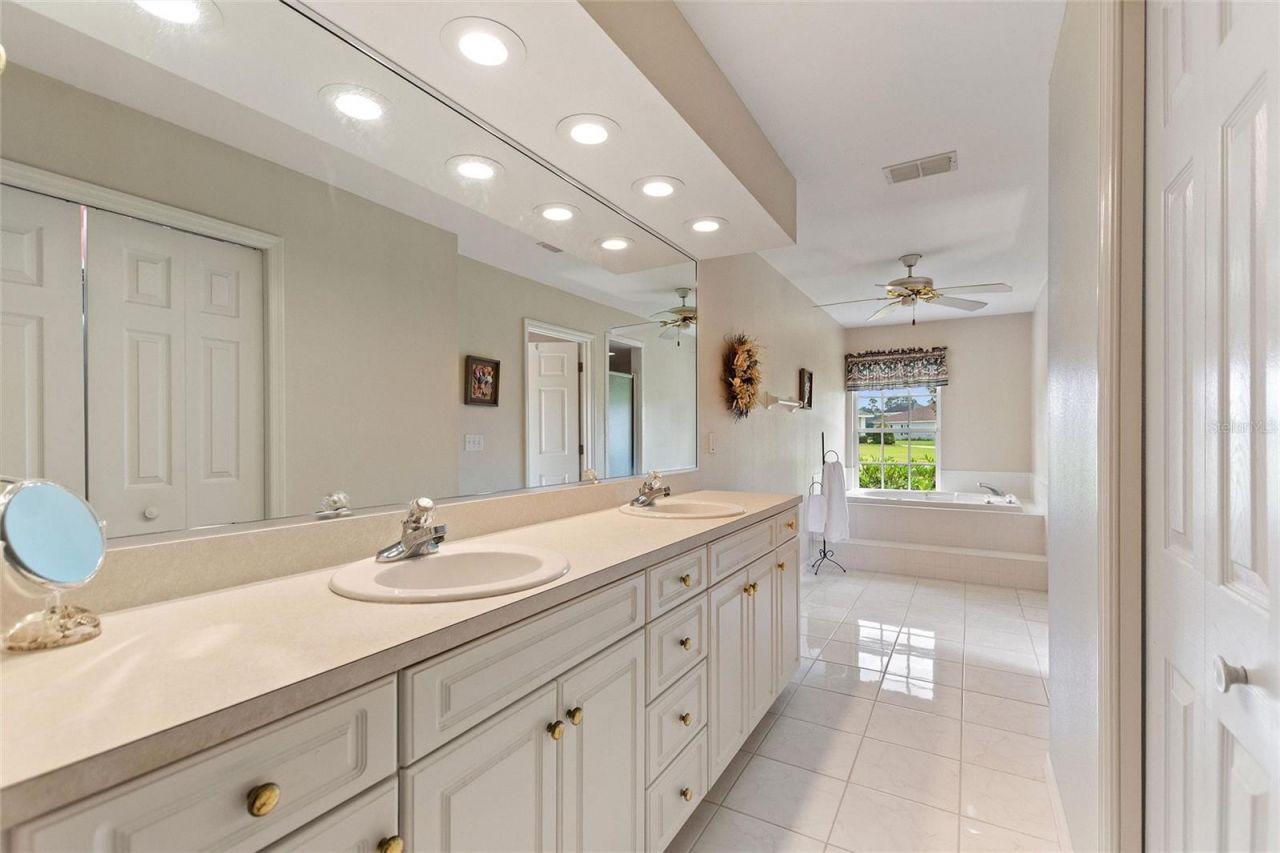 5521 Emerald Ridge Boulevard , Lakeland, FL 33813 Photo