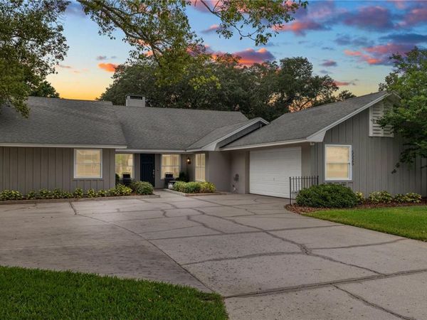 5525 CLUB HILL E, LAKELAND, FL 33813