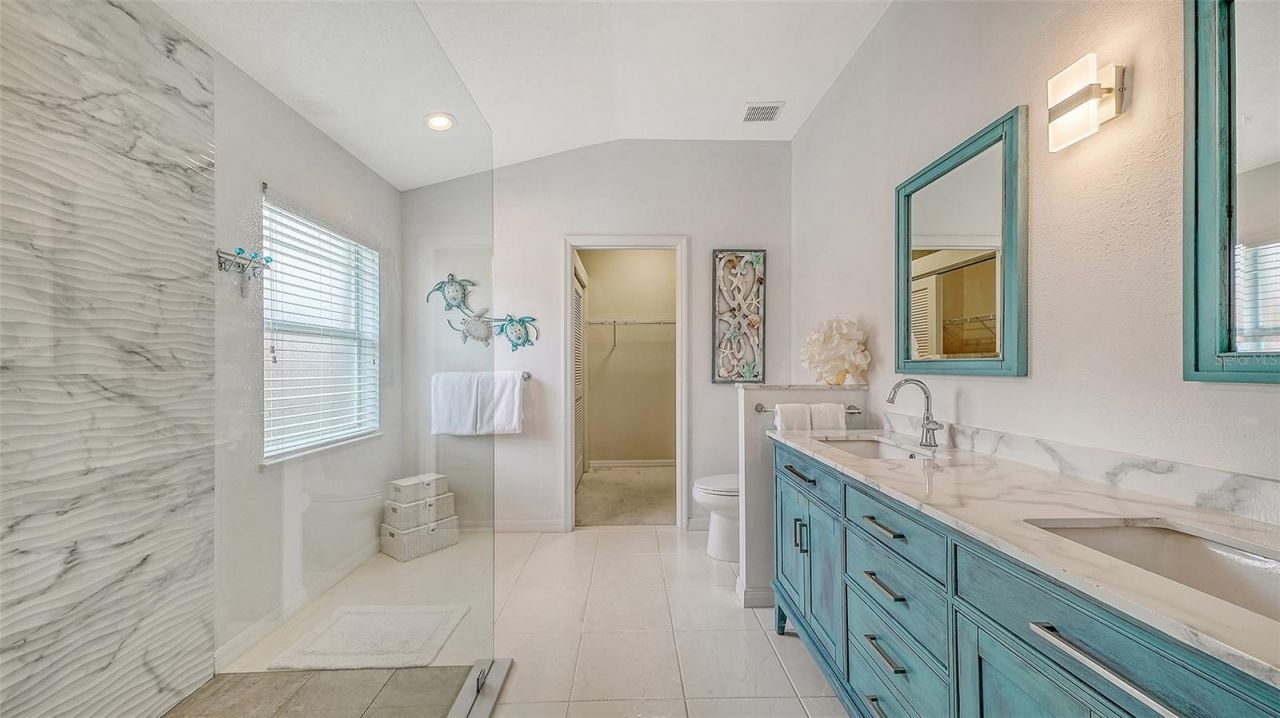 5235 Layton Drive , Venice, FL 34293 Photo