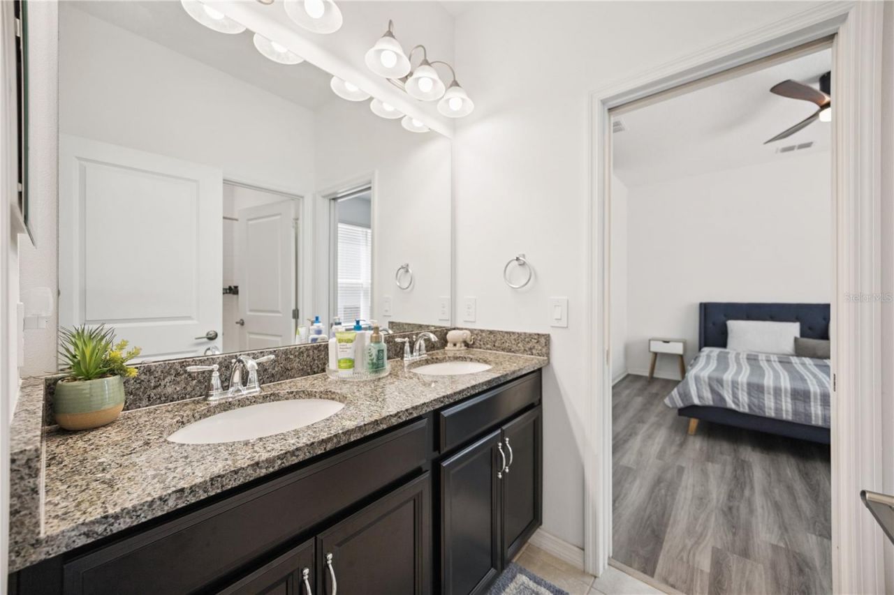 1168 Pando Loop, Orlando, FL 32824 Photo